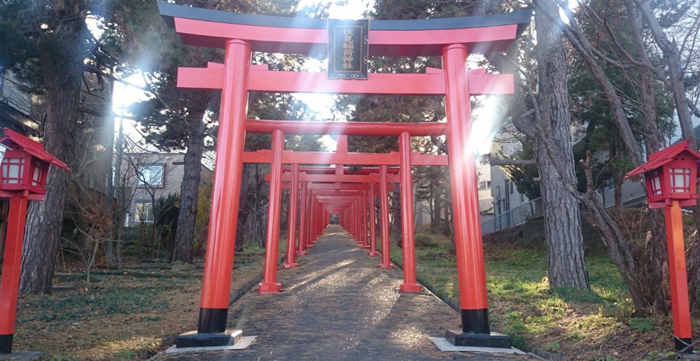 仕事運と金運アップの札幌伏見稲荷神社