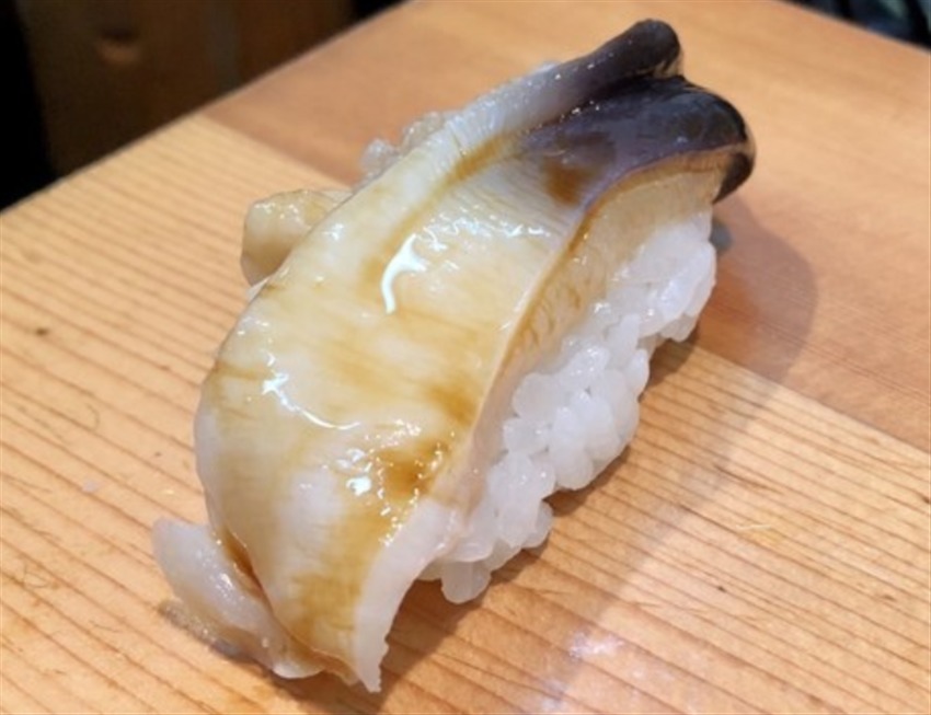 札幌の鮨の魚政のほっき貝の寿司