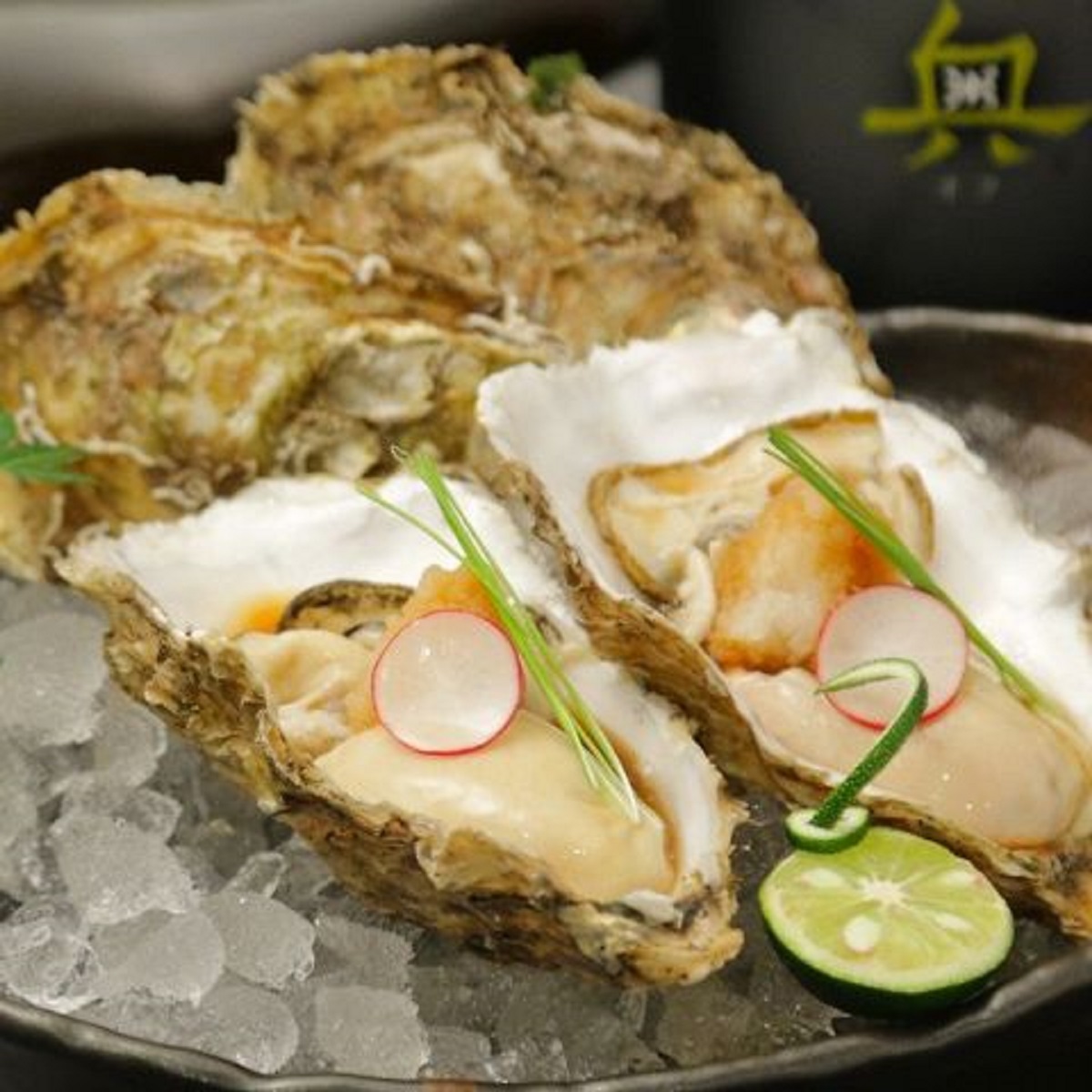 すすきのの牡蠣で地元すすきの民が選ぶ！牡蠣の人気店13選：⑩『蟹と牡蠣といくらとウニ北海海鮮横丁』