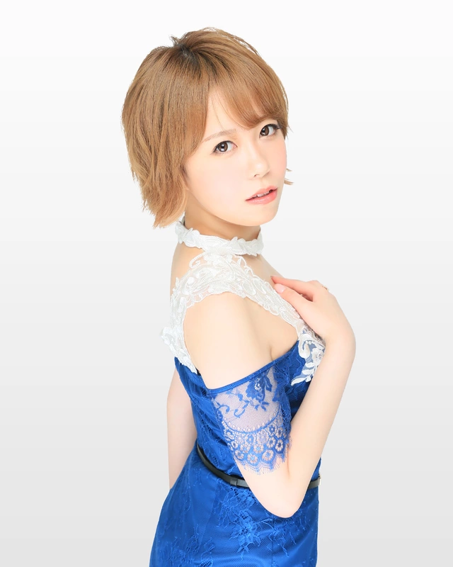 白鳥 ゆりあ